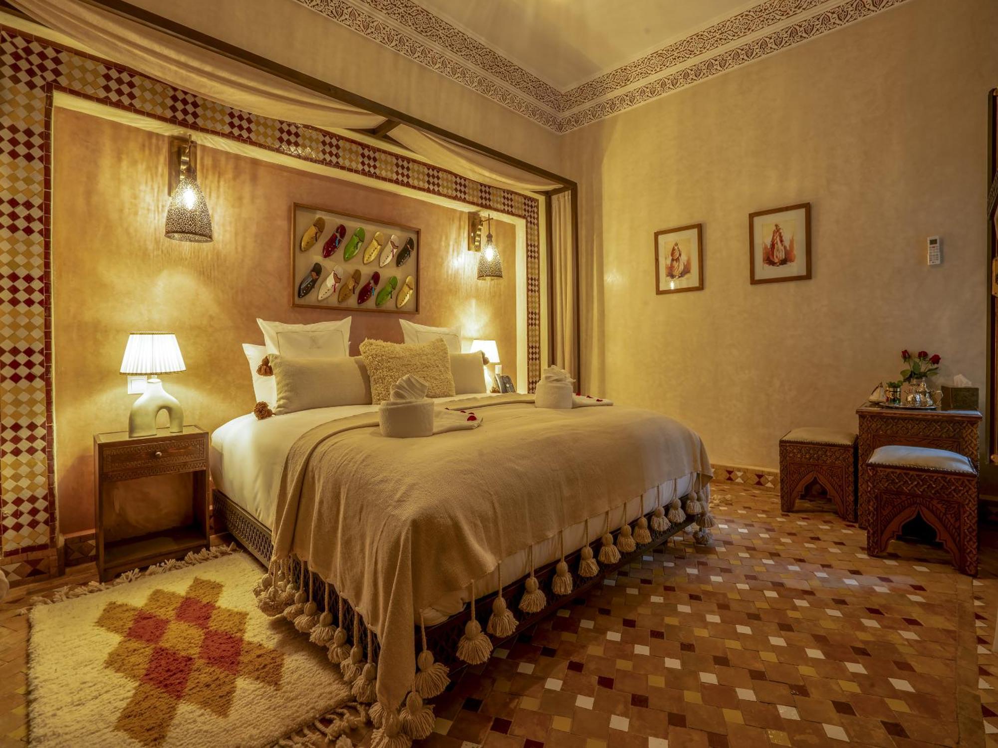 Guest house Almisk